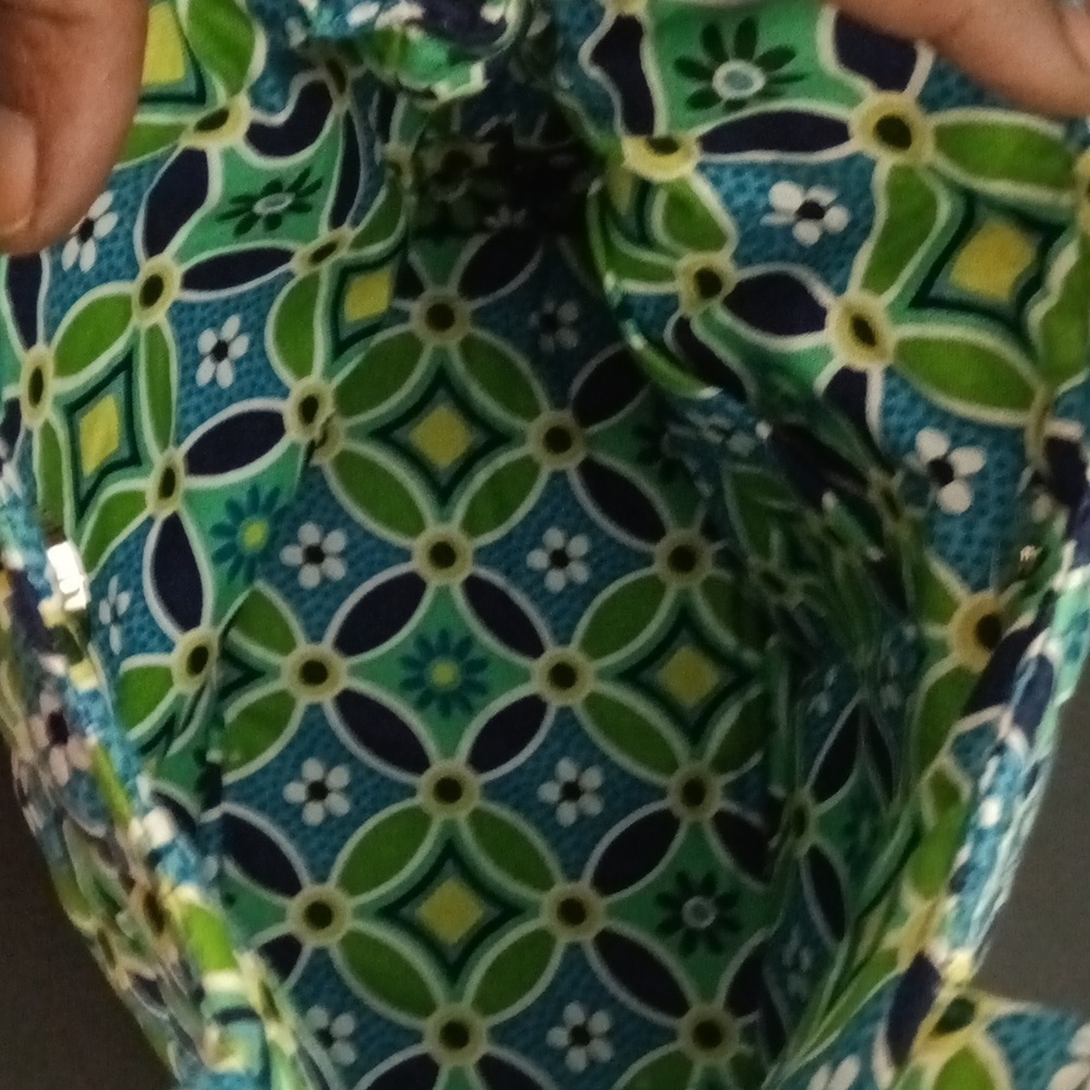 Vera Bradley mini Green/Blue Floral - Picture 2 of 4